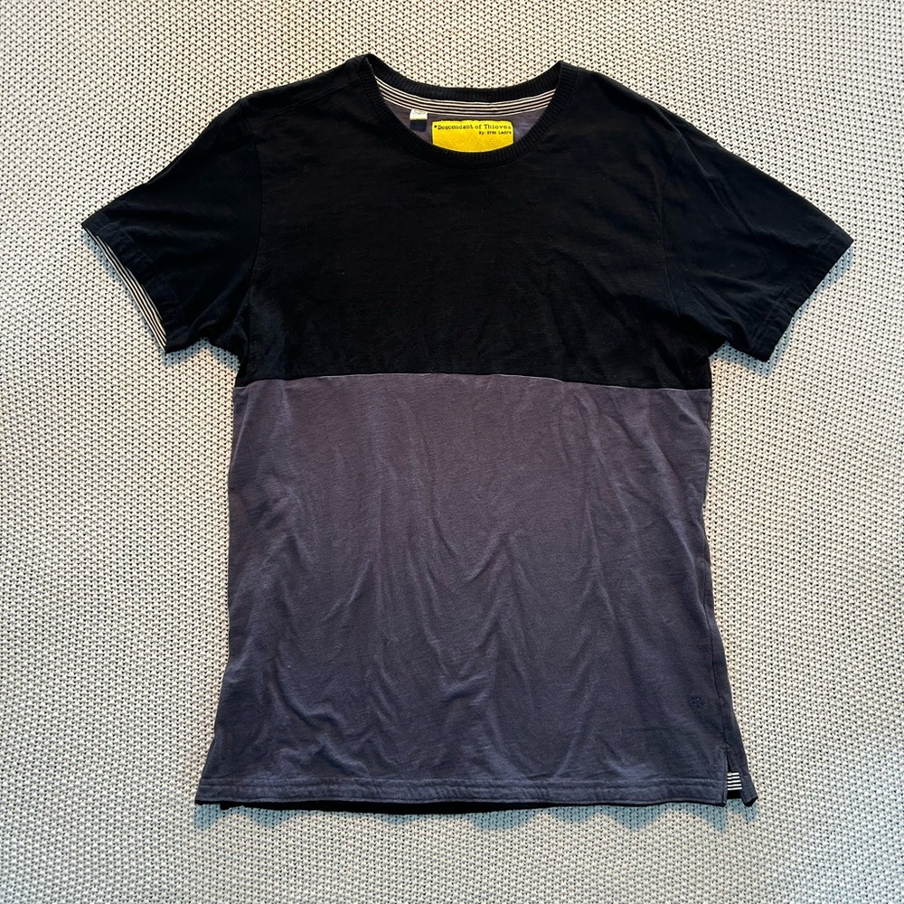 Descendant Of Thieves Black and Gray Men's Shirt Limited Edition 2015 Large